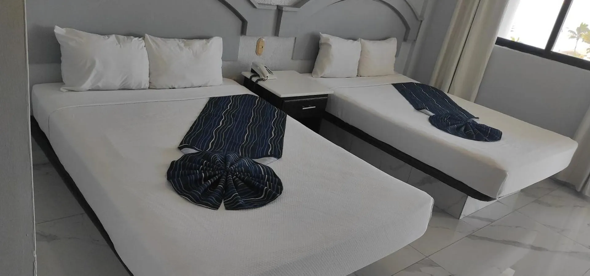 **  Hotel Playa Marina Mazatlan Mexico