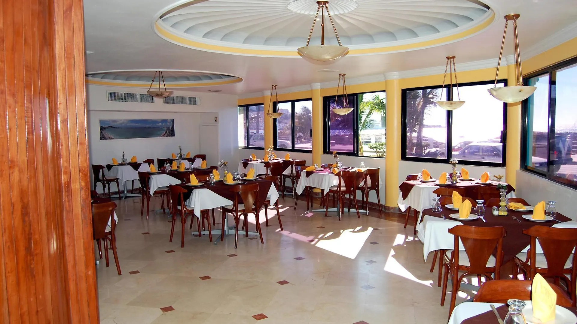 **  Hotel Playa Marina Mazatlan Mexico