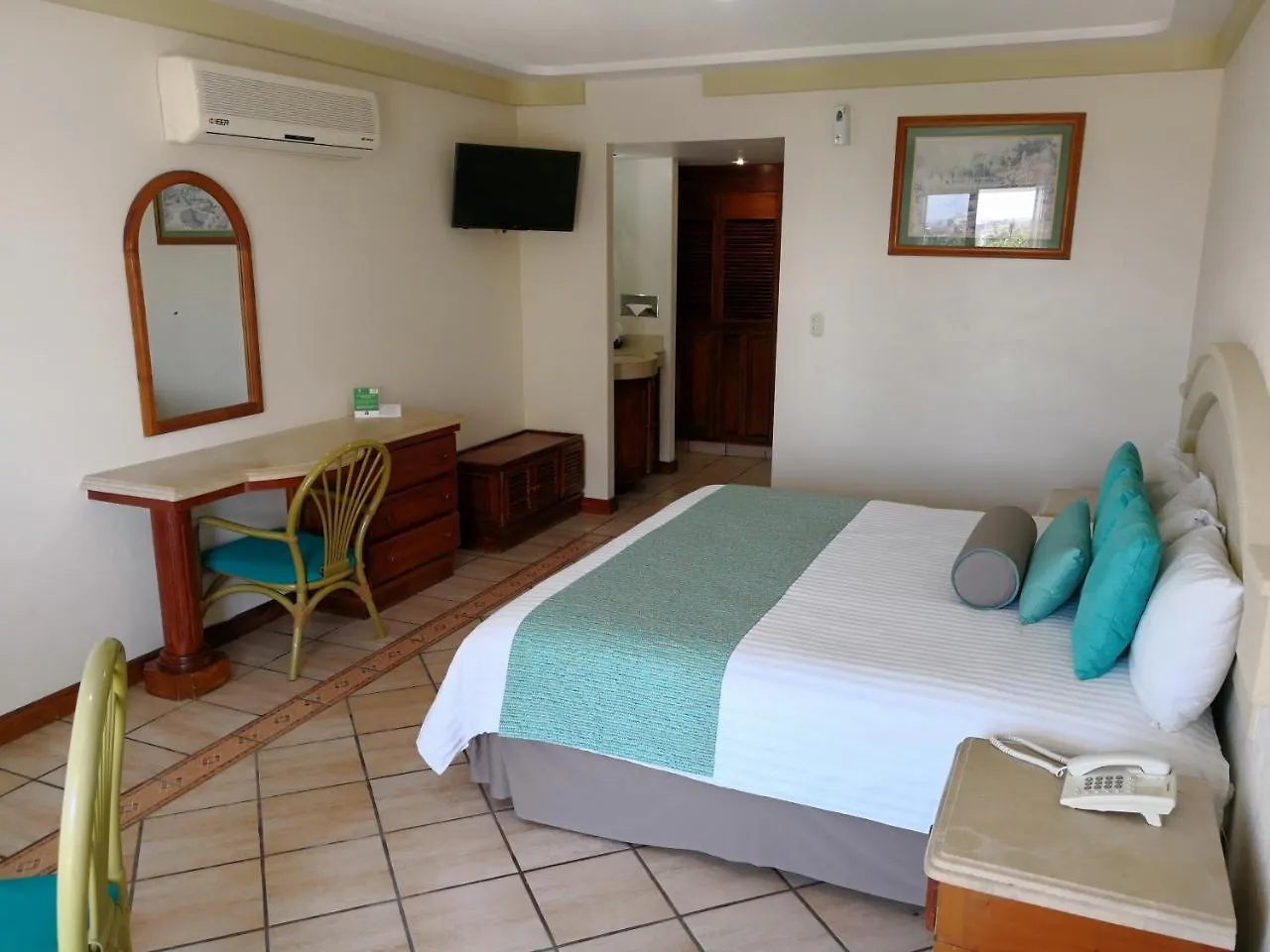 Hotel Playa Marina Mazatlan 2*,